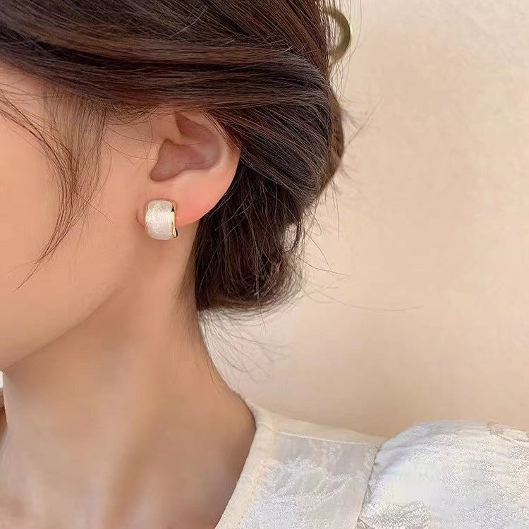 Anting Fashion Mutiara Modern Aksesoris Wanita Perhiasan Earring