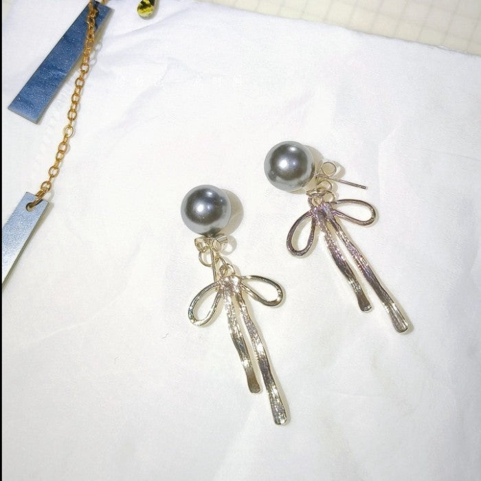 Anting Pita Simpul Kupu Kupu Stylish Silver Modern Knot Earrings